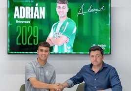 Adrián Martín, otra renovación en la cantera del Betis