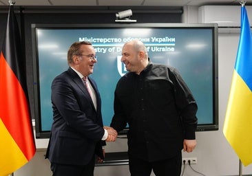 El ministro de Defensa alemán promete en Kiev más apoyo económico a Ucrania, pero descarta los misiles Taurus