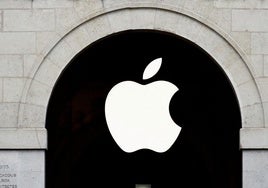 Francia multa a Apple con 150 millones de euros por publicidad abusiva